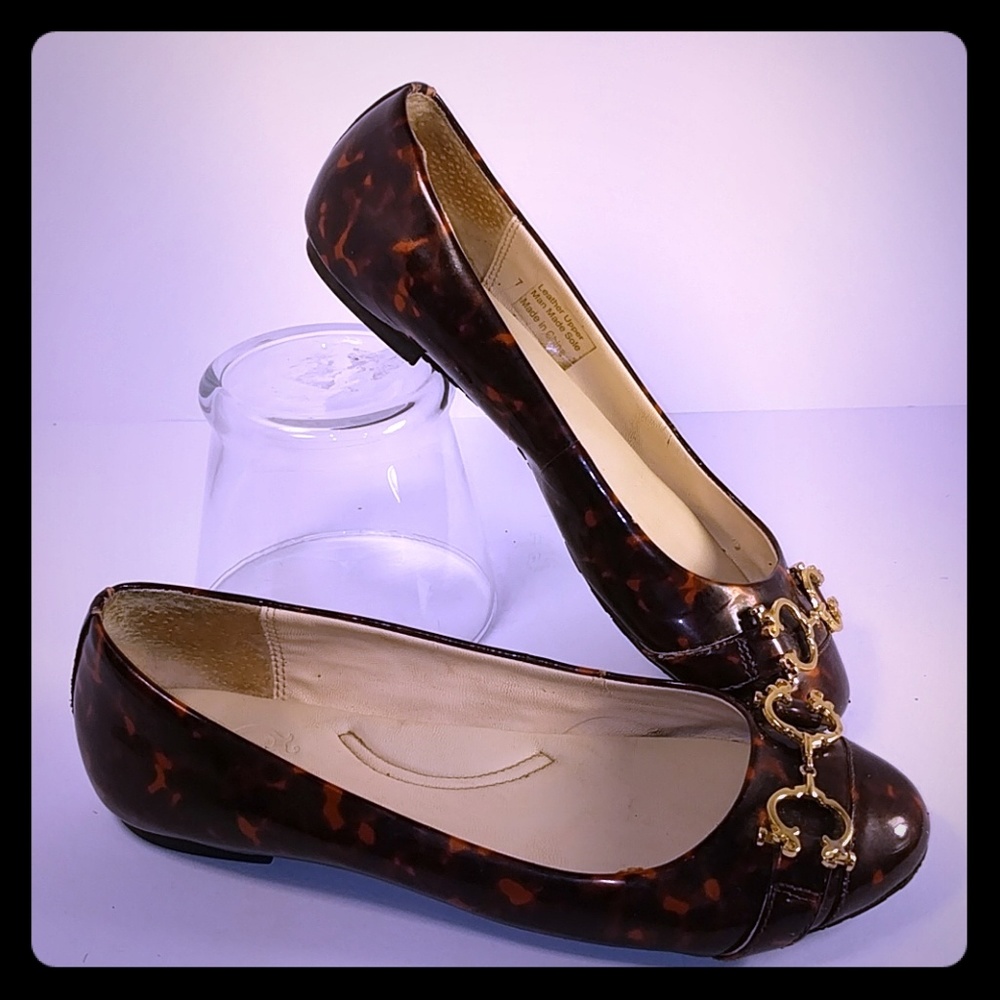 C. Wonder C Logo Tortoiseshell Flats